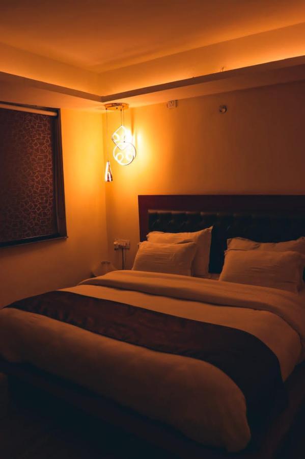 Icebergs Mussoorie - A Boutique Stay And 24 Hrs Roof Top Cafe Kültér fotó